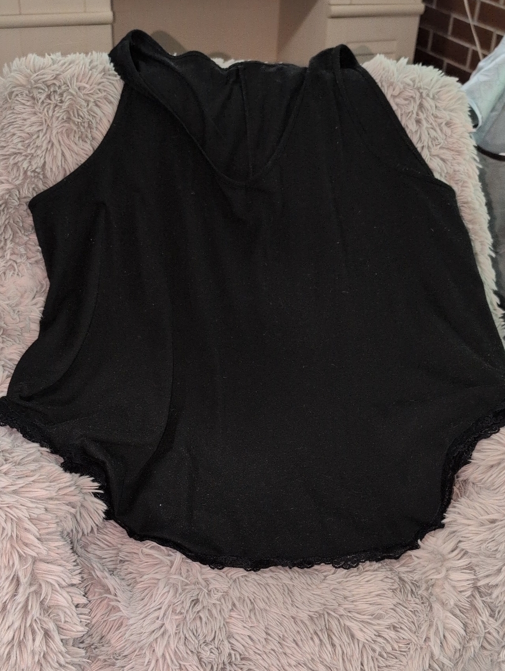 Women’s Black Lace-Hem Tank Top OSFM